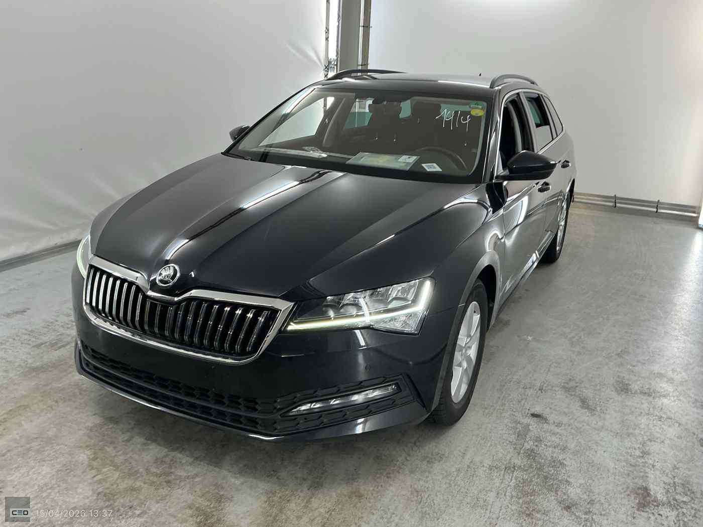 Slika vozila &Scaron;KODA Superb