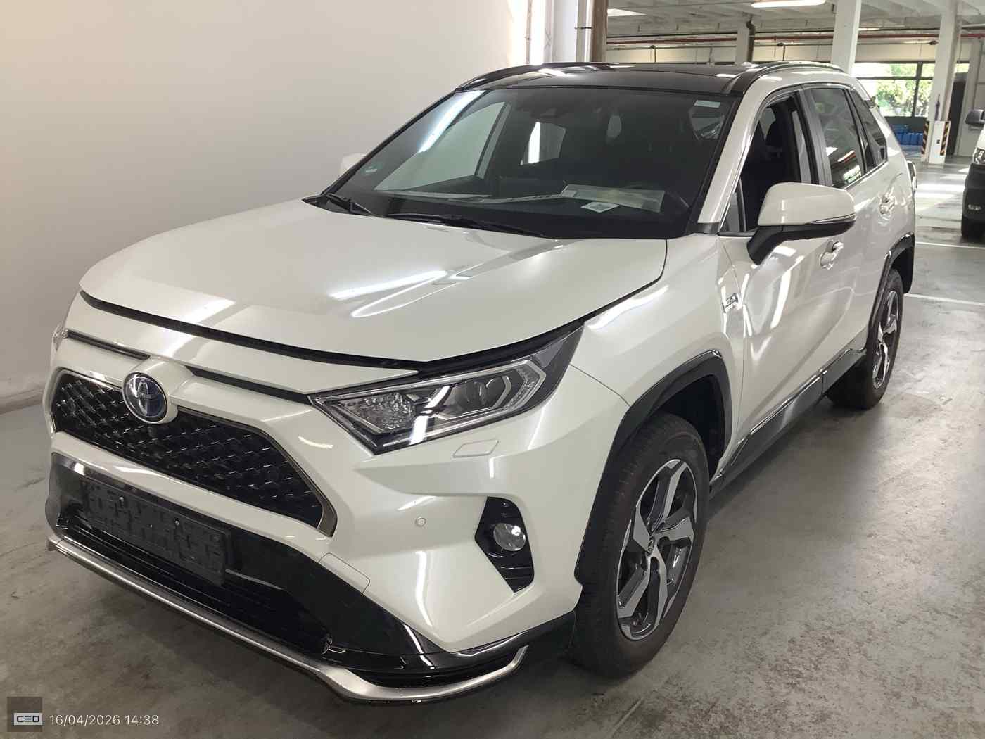 Slika vozila TOYOTA RAV4