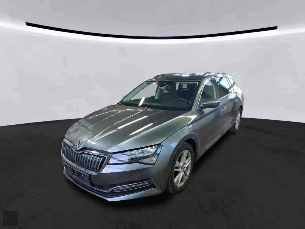 Slika vozila &Scaron;KODA Superb