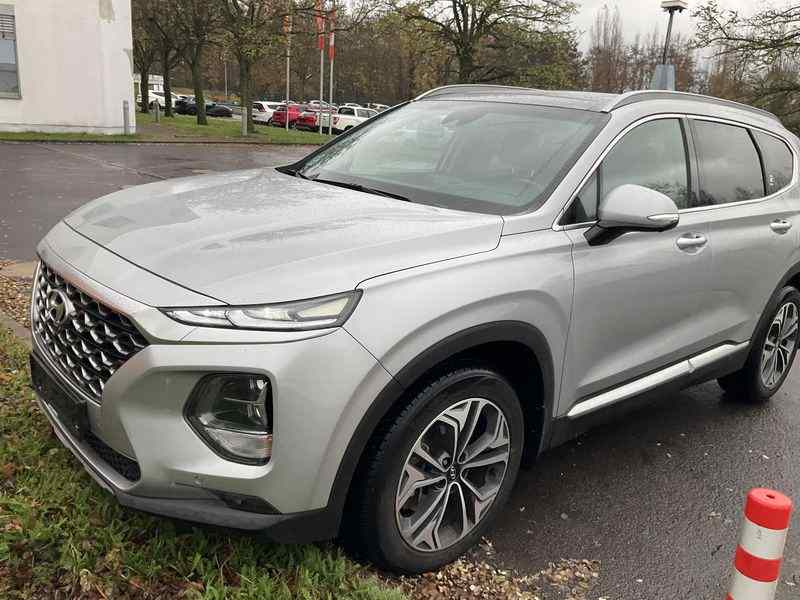 Slika vozila HYUNDAI Santa Fe