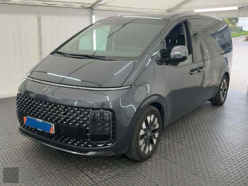 Slika vozila HYUNDAI Staria