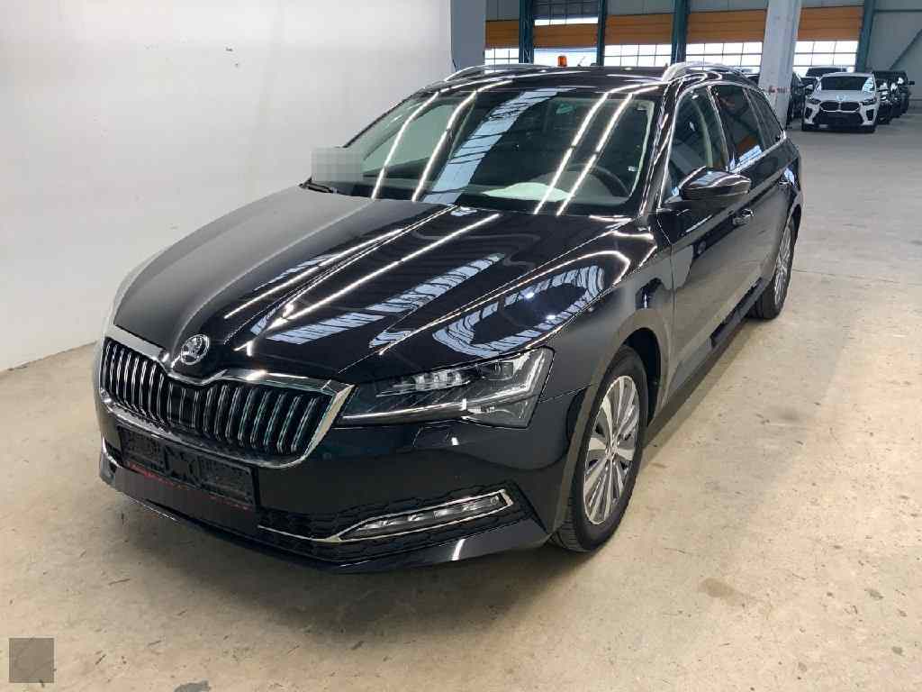 Slika vozila &Scaron;KODA Superb