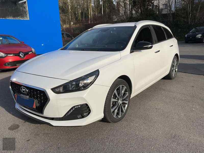 Slika vozila HYUNDAI i30