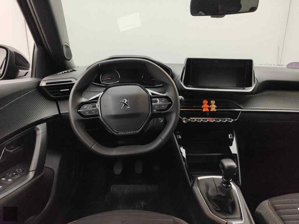 Slika vozila PEUGEOT 2008