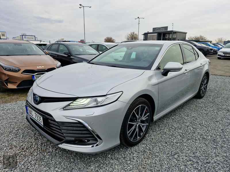 Slika vozila TOYOTA Camry