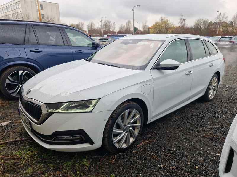 Slika vozila &Scaron;KODA Octavia