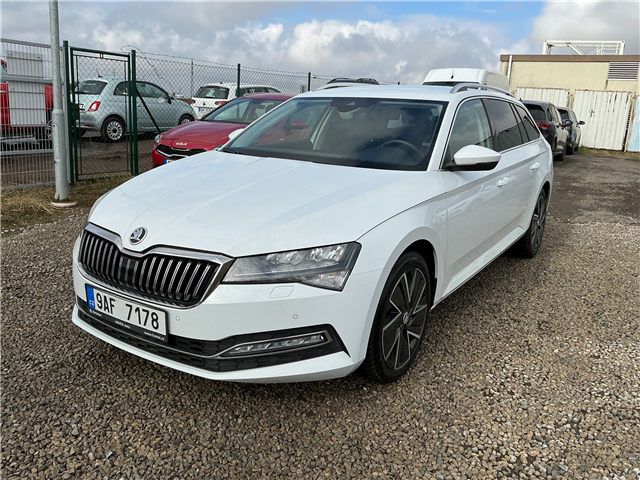 Slika vozila &Scaron;KODA Superb