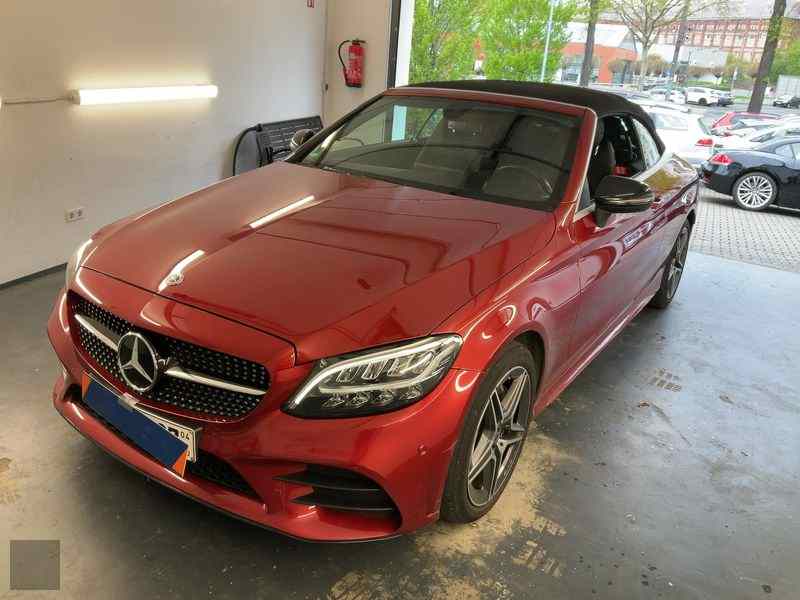 J&aacute;rmű k&eacute;p MERCEDES-BENZ C-Class