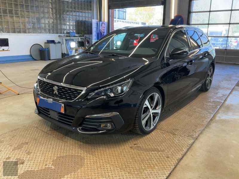 J&aacute;rmű k&eacute;p PEUGEOT 308