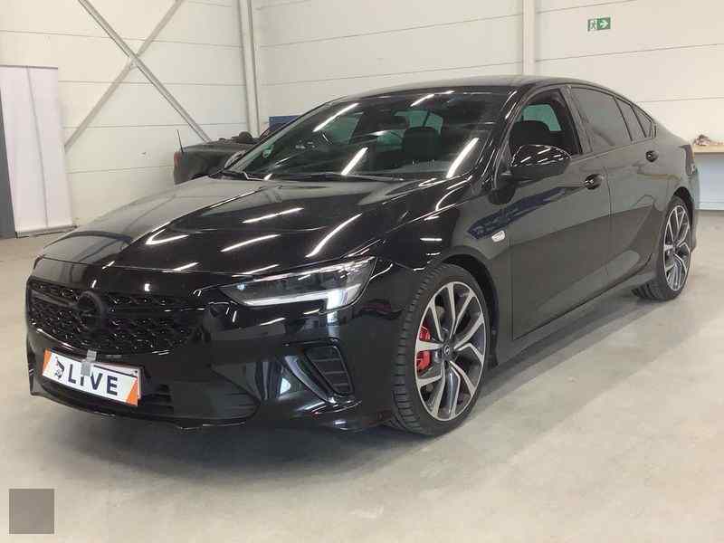 J&aacute;rmű k&eacute;p OPEL Insignia