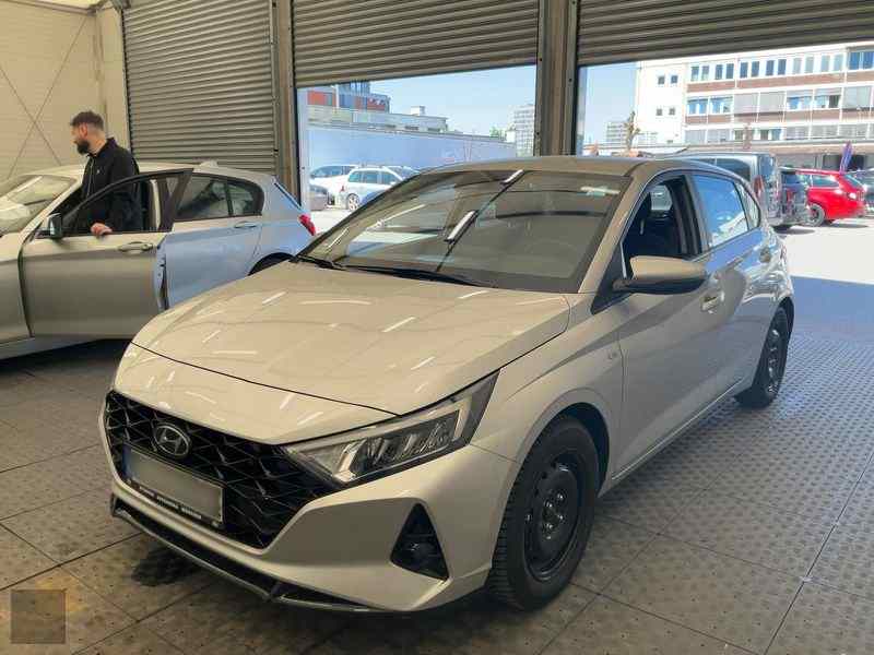 J&aacute;rmű k&eacute;p HYUNDAI i20