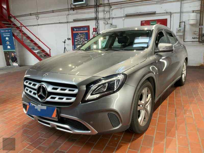 Slika vozila MERCEDES-BENZ GLA-Class