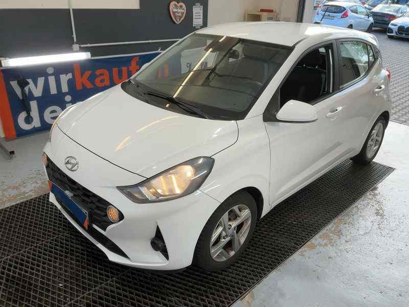 Slika vozila HYUNDAI i10