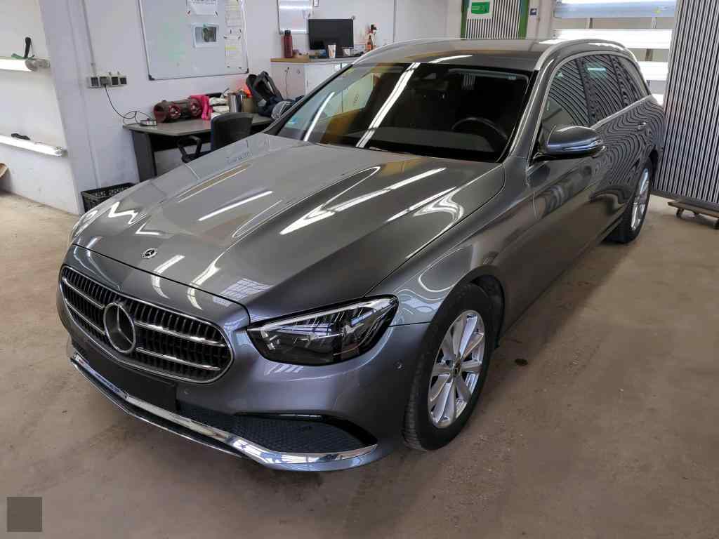 Slika vozila MERCEDES-BENZ E-Class