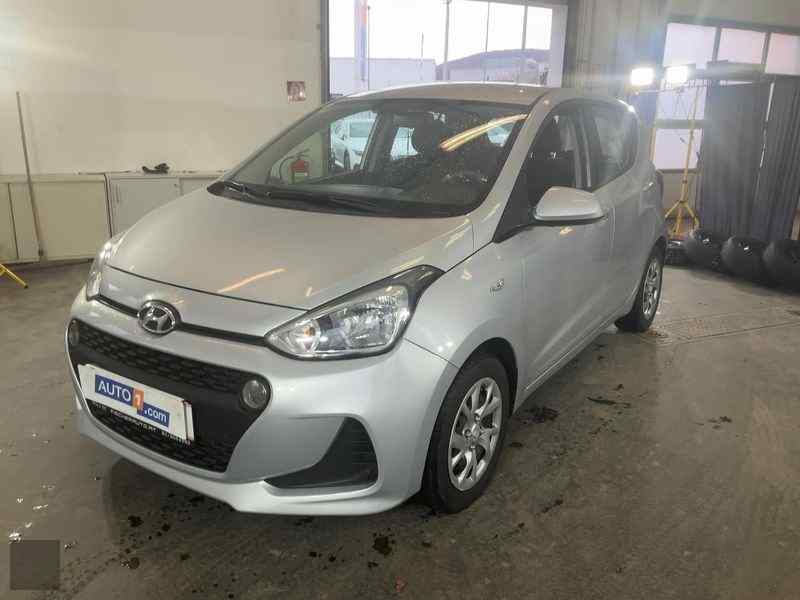 Slika vozila HYUNDAI i10