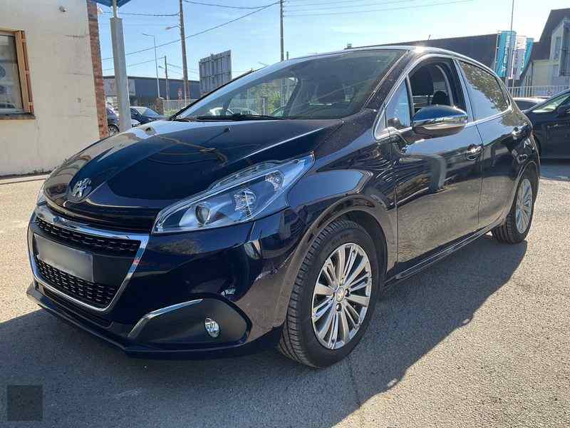 Slika vozila PEUGEOT 208