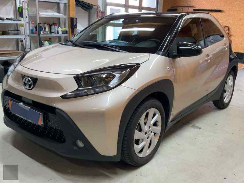Slika vozila TOYOTA Aygo X