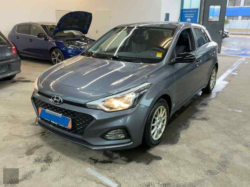 Slika vozila HYUNDAI i20