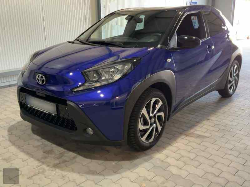 Slika vozila TOYOTA Aygo X