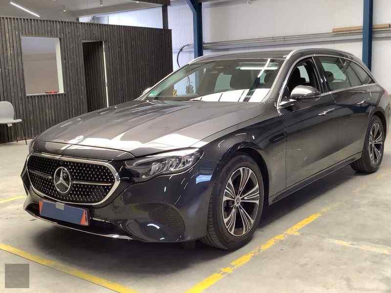 Slika vozila MERCEDES-BENZ E-Class