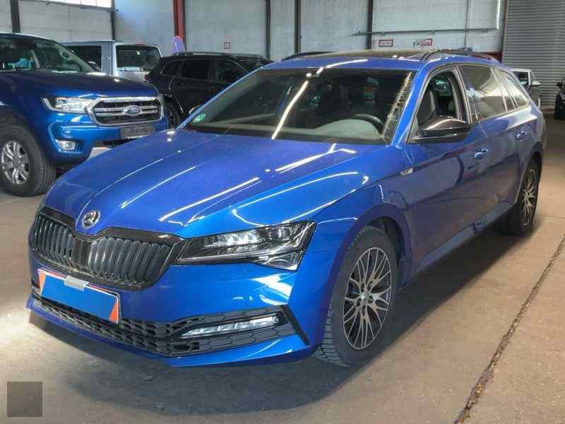 Slika vozila &Scaron;KODA Superb