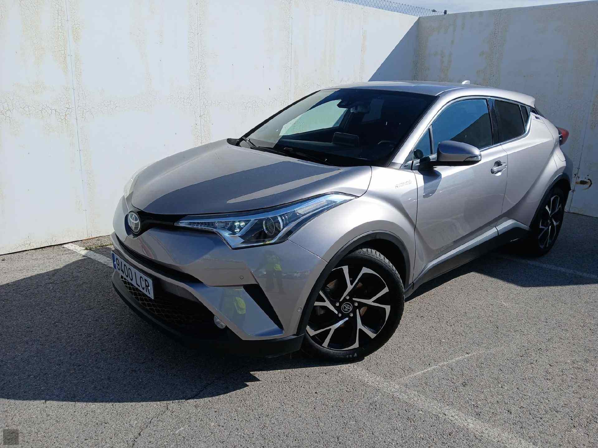 Slika vozila TOYOTA C-HR