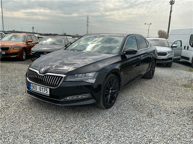 Slika vozila &Scaron;KODA Superb