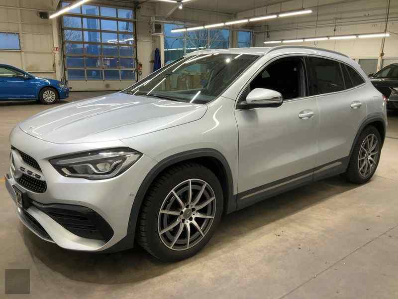 Slika vozila MERCEDES-BENZ GLA-Class