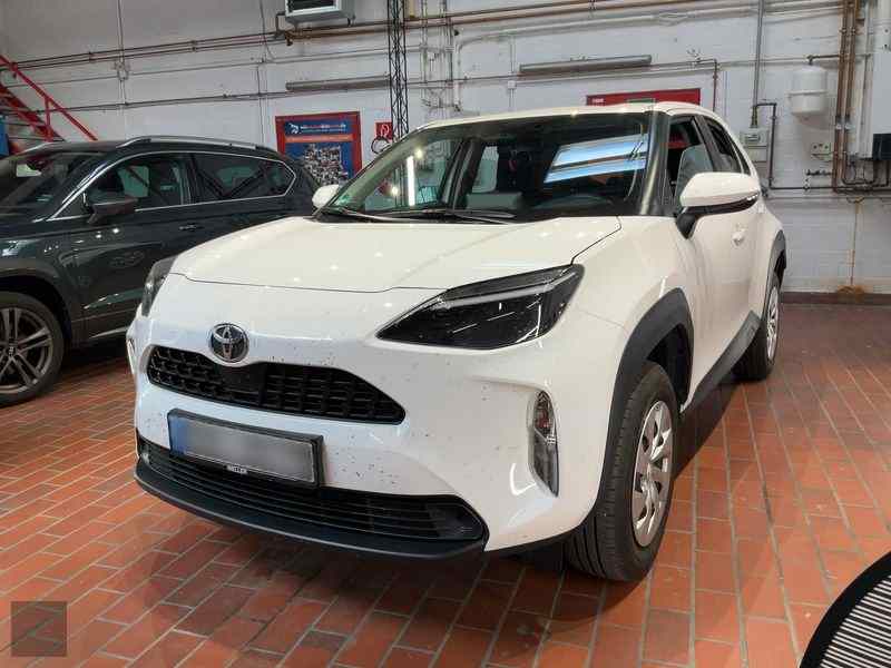 Slika vozila TOYOTA Yaris Cross