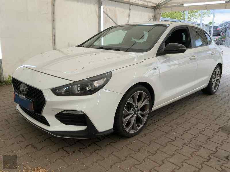 Slika vozila HYUNDAI i30