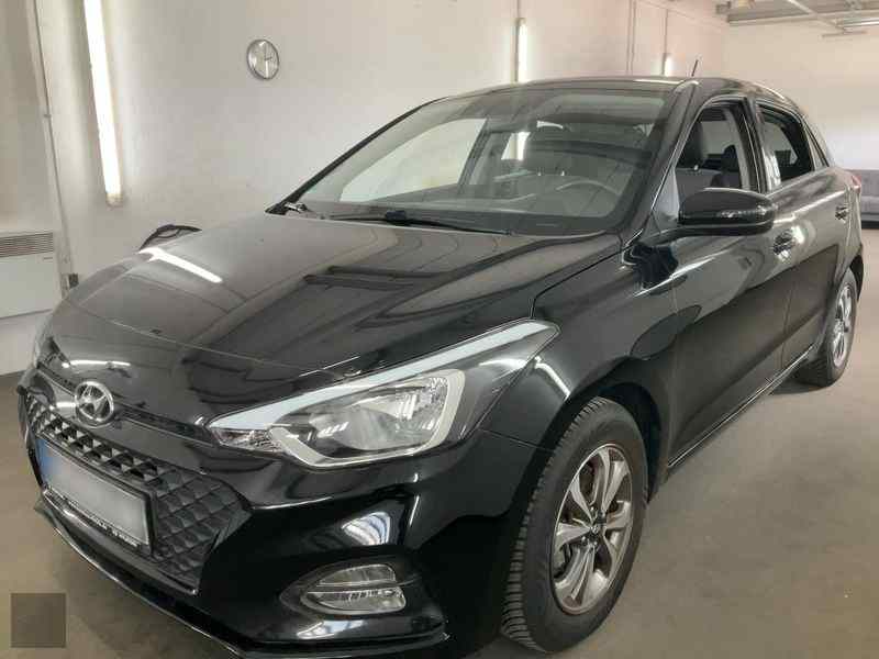Slika vozila HYUNDAI i20
