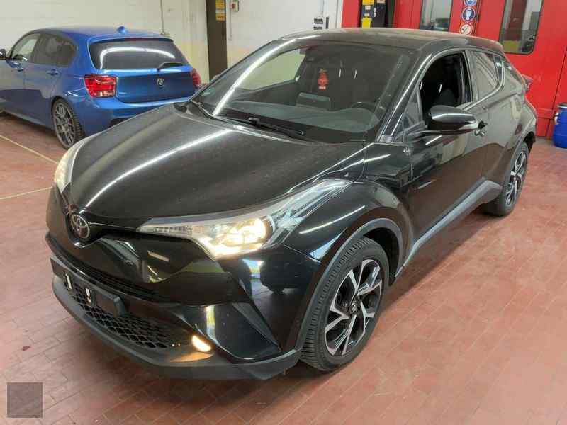 Slika vozila TOYOTA C-HR