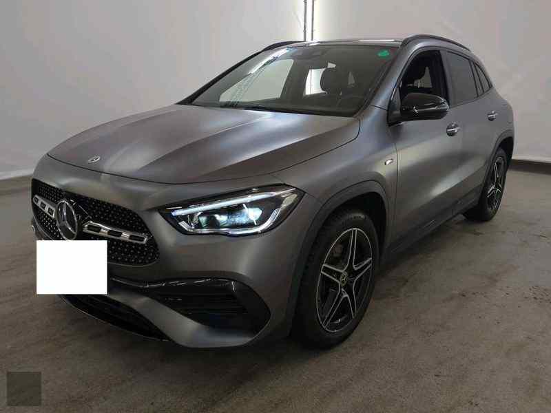 Slika vozila MERCEDES-BENZ GLA-Class