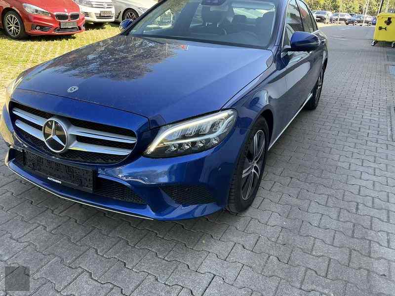 Slika vozila MERCEDES-BENZ C-Class