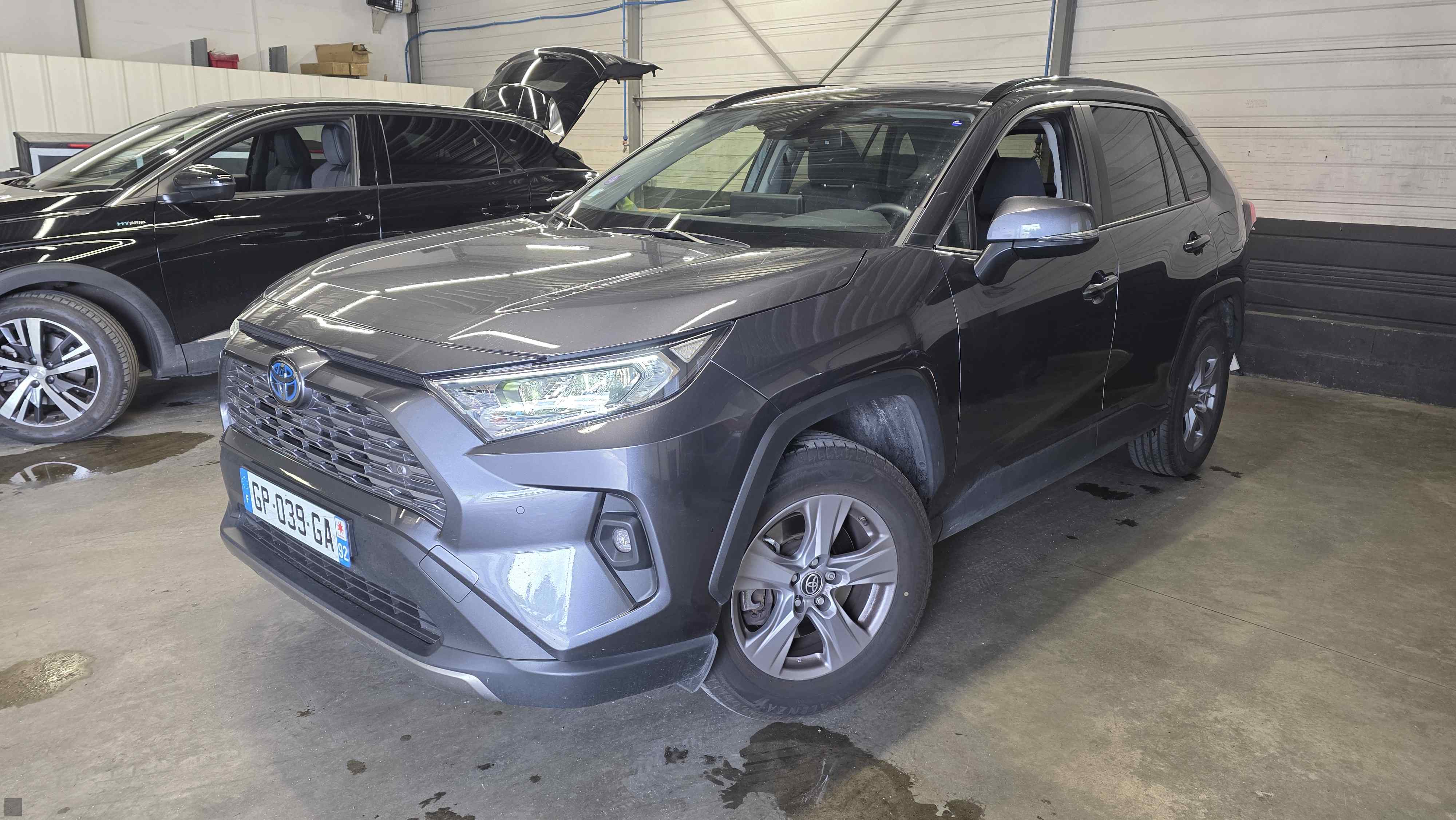 Slika vozila TOYOTA RAV4
