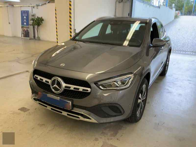 Slika vozila MERCEDES-BENZ GLA-Class