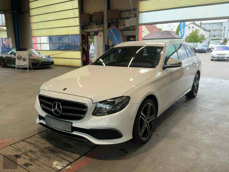 Slika vozila MERCEDES-BENZ E-Class