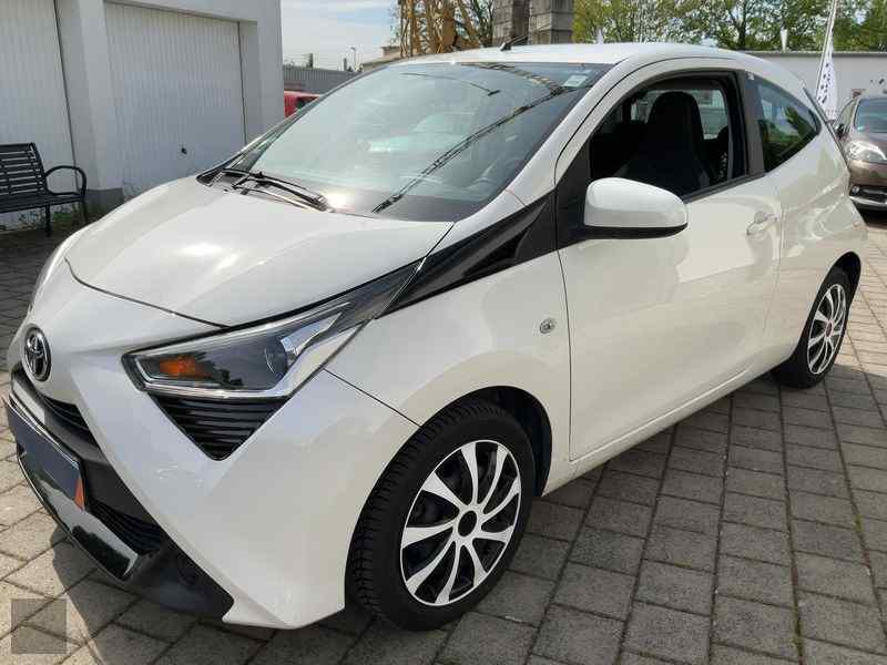 Slika vozila TOYOTA Aygo