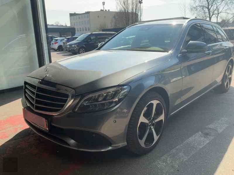 Slika vozila MERCEDES-BENZ C-Class