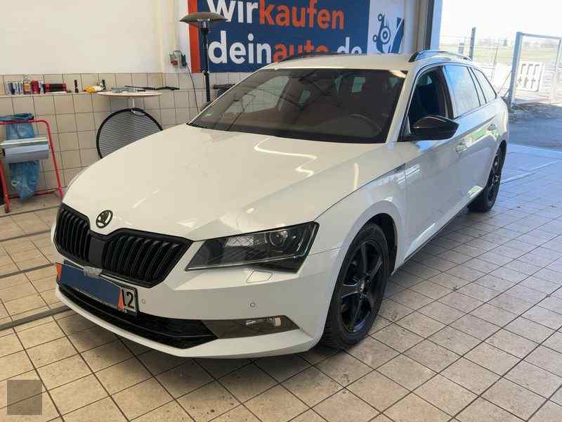 Slika vozila &Scaron;KODA Superb