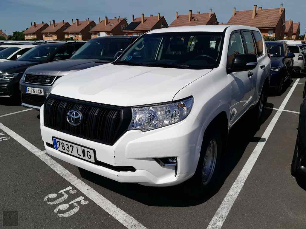 Slika vozila TOYOTA Land Cruiser