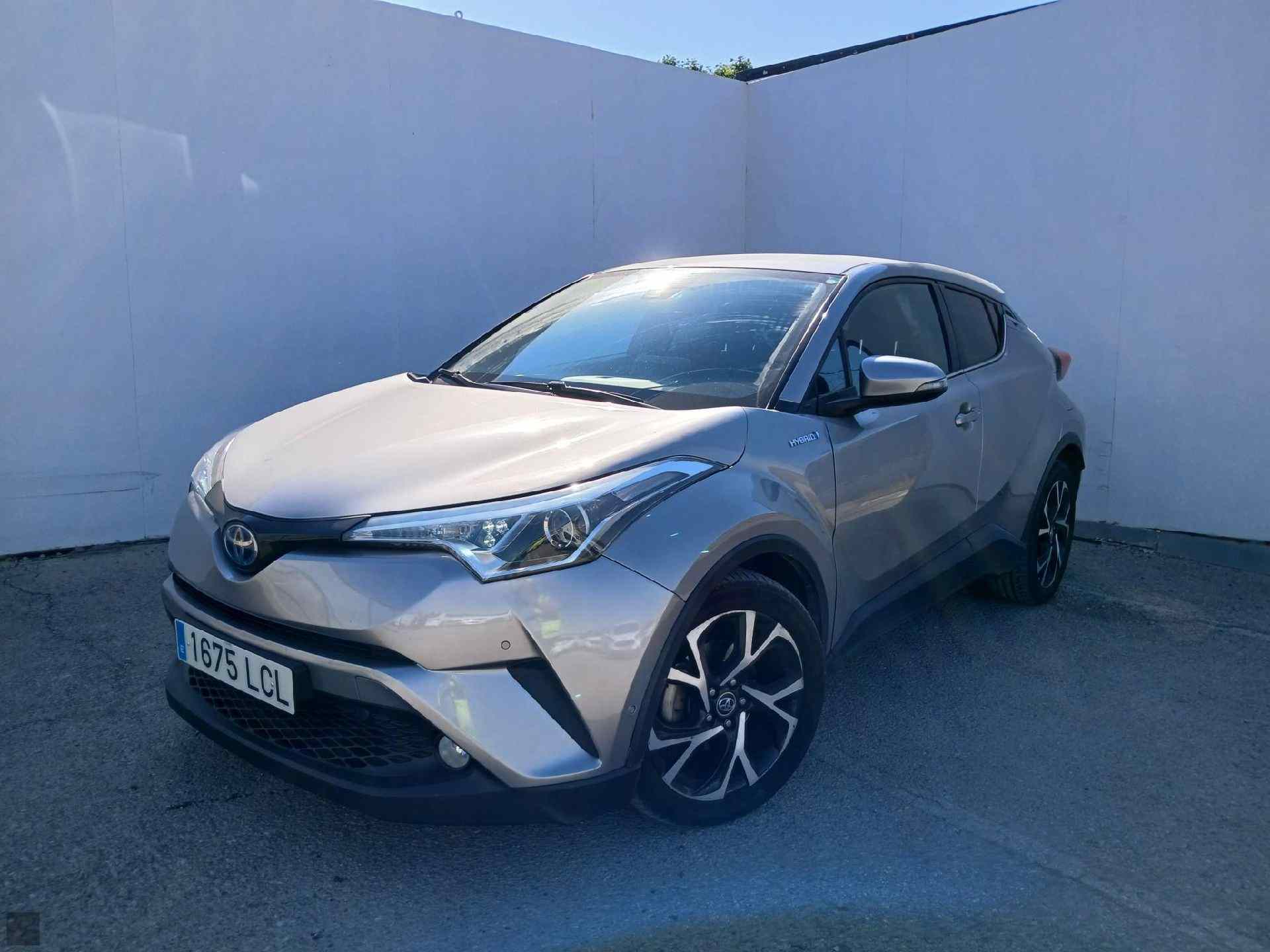 Slika vozila TOYOTA C-HR