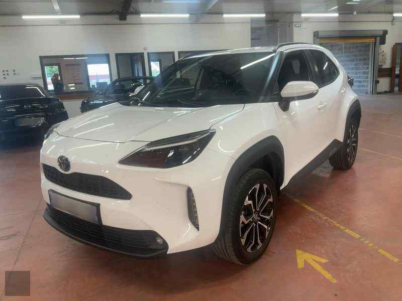 Slika vozila TOYOTA Yaris Cross
