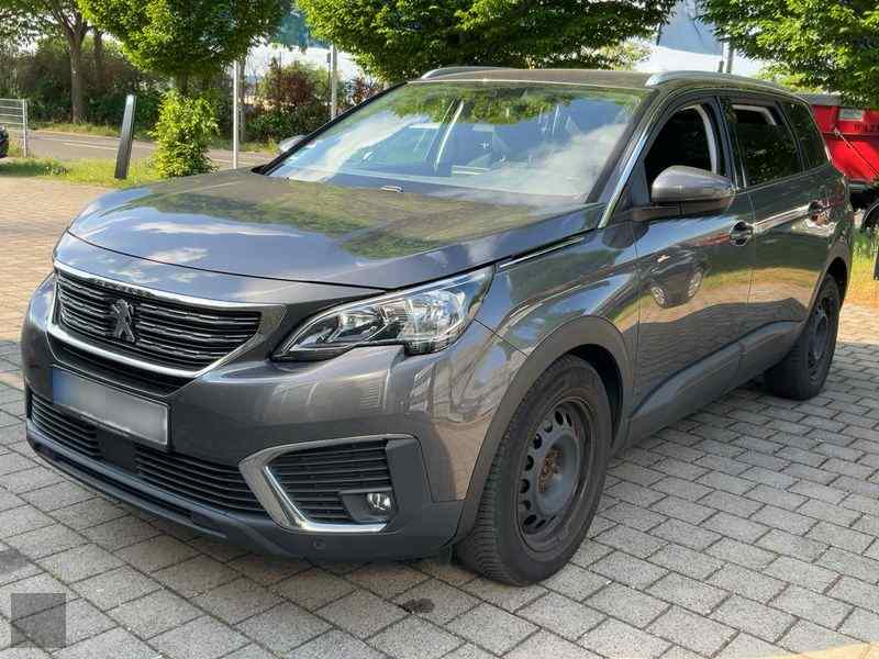 Slika vozila PEUGEOT 5008