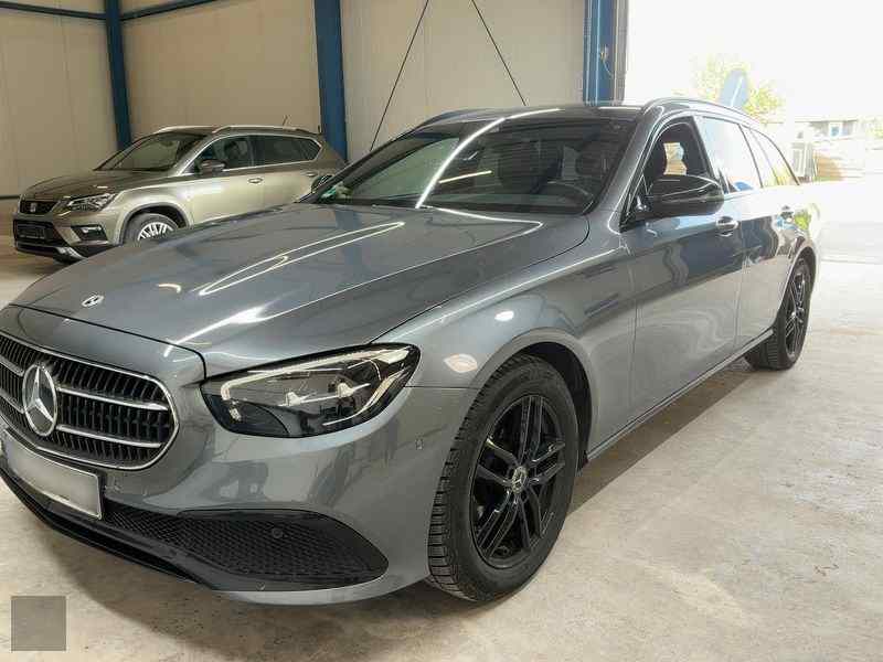Slika vozila MERCEDES-BENZ E-Class