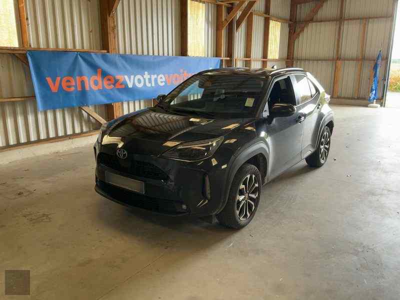 Slika vozila TOYOTA Yaris Cross