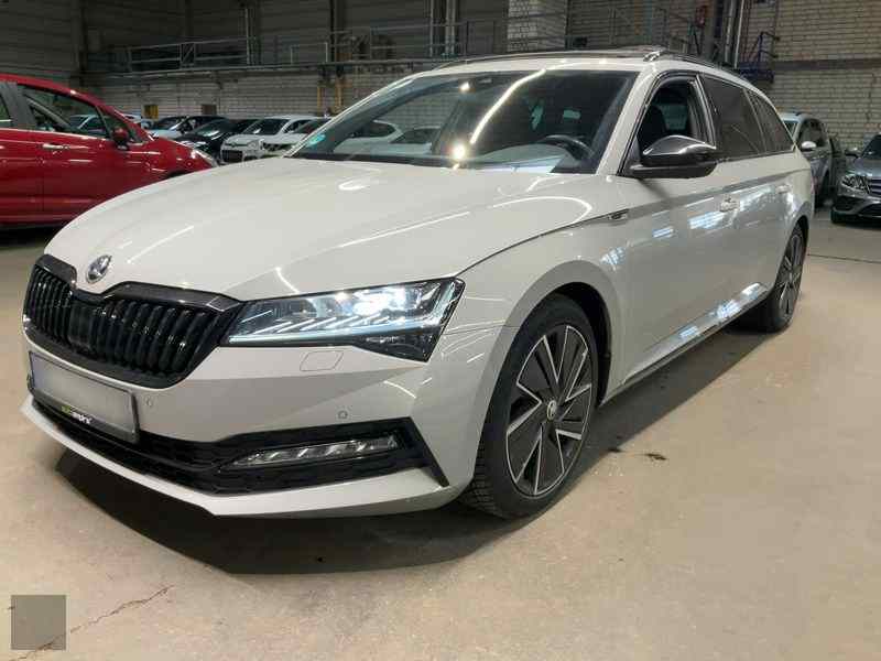 Slika vozila &Scaron;KODA Superb