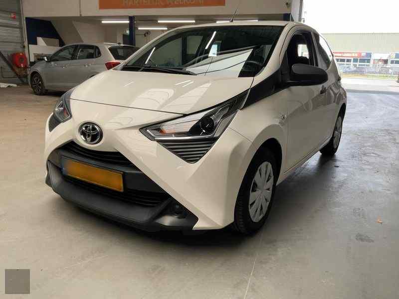 Car image TOYOTA Aygo