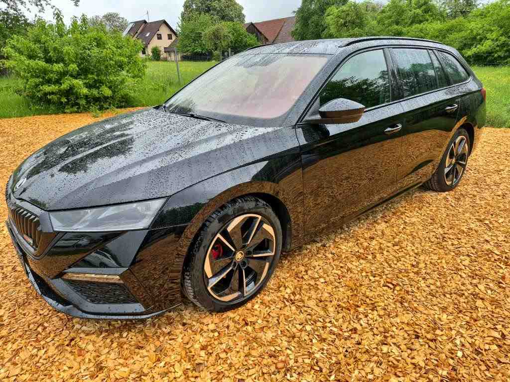 Slika vozila &Scaron;KODA Octavia