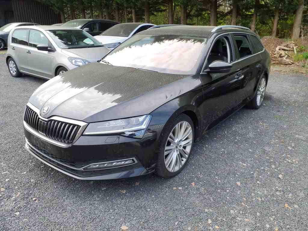 Slika vozila &Scaron;KODA Superb
